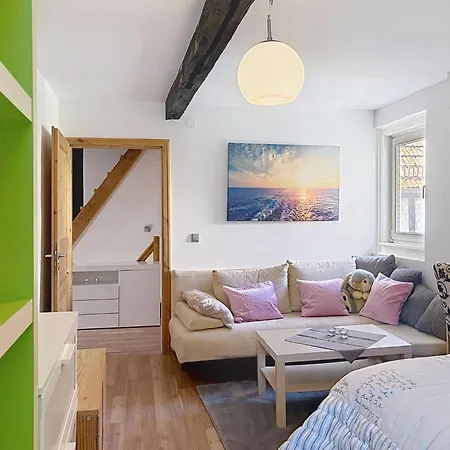 Nyaraló Alte Scheune By Interhome *
